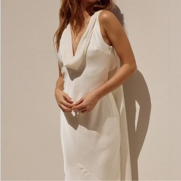 Runaway the Label - Gabriella Maxi Dress - Ivory - XS - Picture 2 of 8